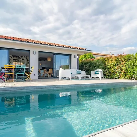 With Panoramic Views Of Thau Lagoon Bouzigues