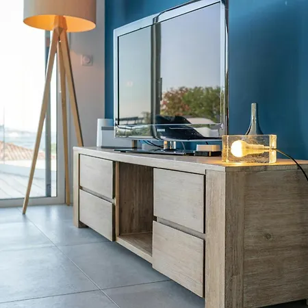 Vakantiehuis With Panoramic Views Of Thau Lagoon Bouzigues