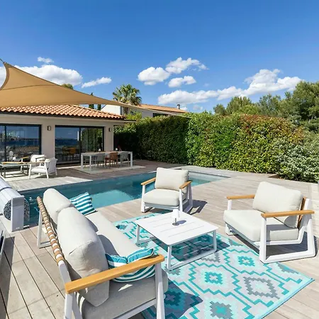 With Panoramic Views Of Thau Lagoon Vakantiehuis *